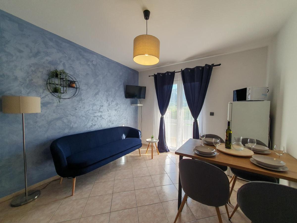 Apartments Mira バスカ エクステリア 写真