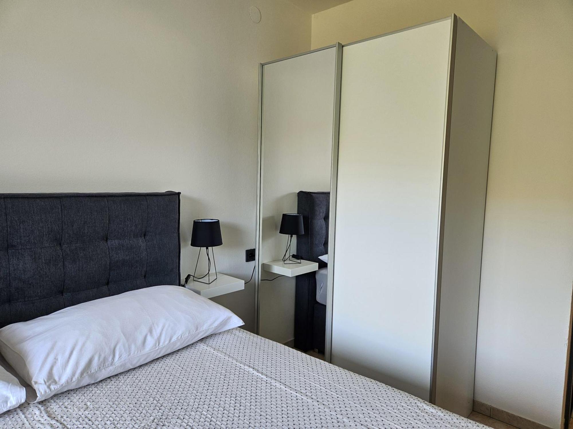 Apartments Mira バスカ エクステリア 写真